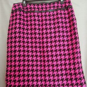 Retro 80s style Hot Pink skirt